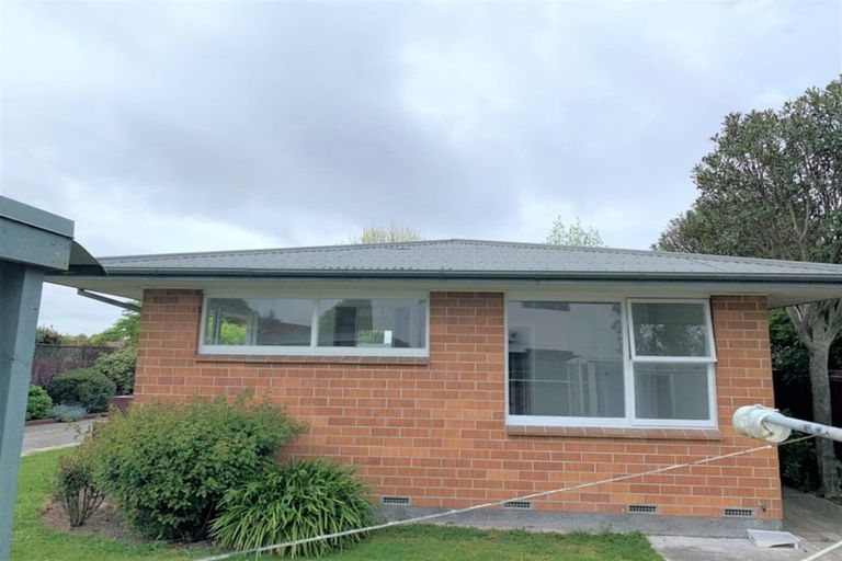 Photo of property in 103 Woodbury Street, Russley, Christchurch, 8042