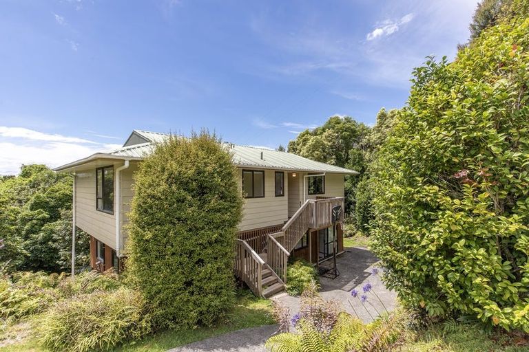 Photo of property in 67 Hauraki Terrace, Pukawa Bay, Turangi, 3381
