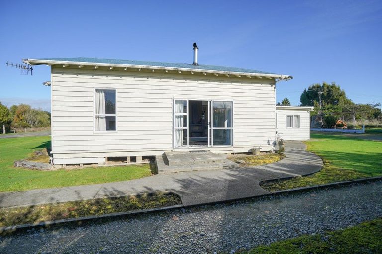 Photo of property in 46 Largs Street, Wallacetown, 9816
