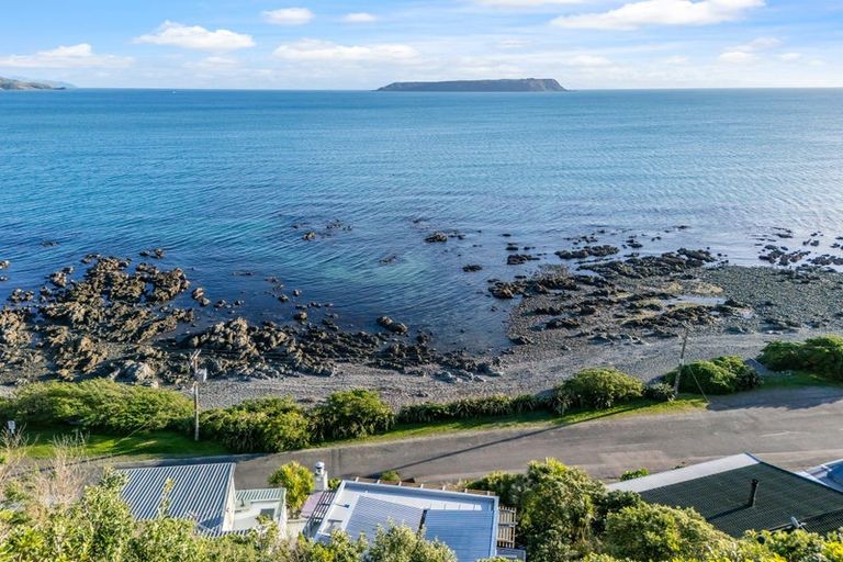 Photo of property in 80 Moana Road, Plimmerton, Porirua, 5026