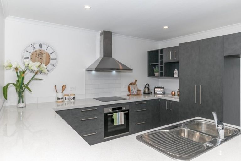 Photo of property in 4 Iwi Road, Baverstock, Hamilton, 3200