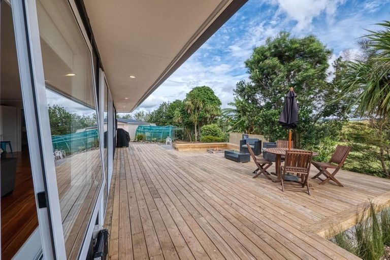 Photo of property in 558 Waimate North Road, Kerikeri, 0293