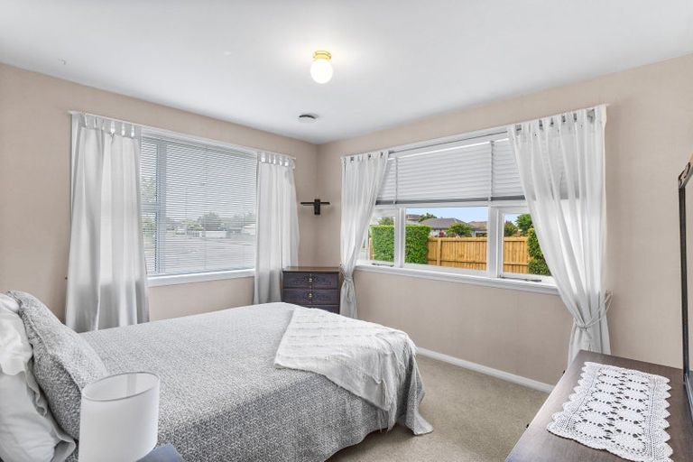 Photo of property in 25 Witham Street, Hornby, Christchurch, 8042