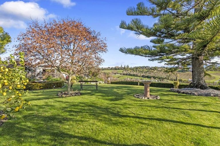 Photo of property in 208 Pomona Road, Ruby Bay, Upper Moutere, 7173