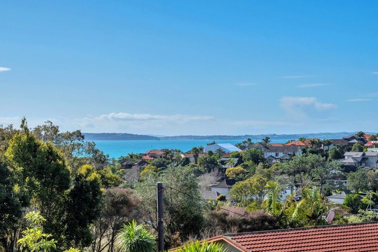 Photo of property in 8 Long Bay Drive, Torbay, Auckland, 0630