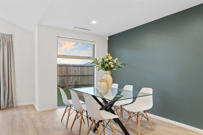 Photo of property in 7 Eyles Street, Marshland, Christchurch, 8083