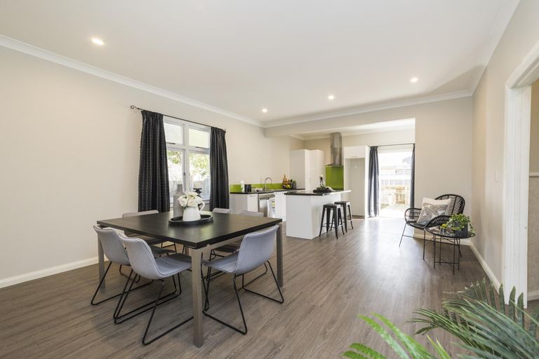 Photo of property in 849 Main Street, Roslyn, Palmerston North, 4414