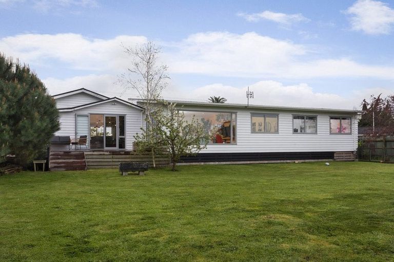 Photo of property in 30 Orchard East Road, Ngatea, 3503