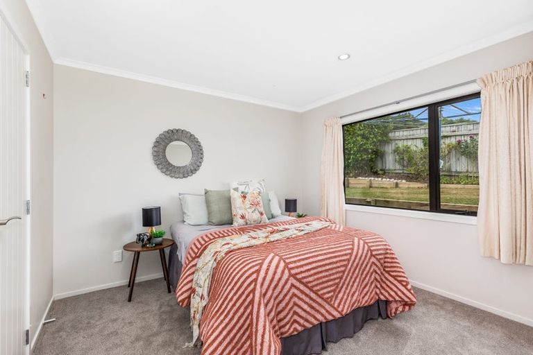 Photo of property in 25 Kaimai Place, Aotea, Porirua, 5024