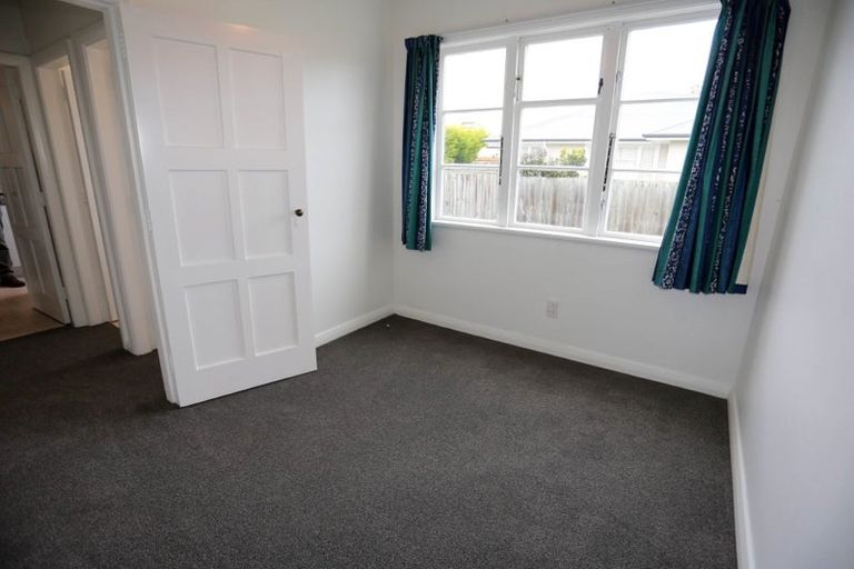 Photo of property in 50/50a Centennial Avenue, Riccarton, Christchurch, 8041