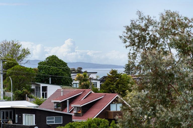 Photo of property in 24c Killarney Avenue, Torbay, Auckland, 0630