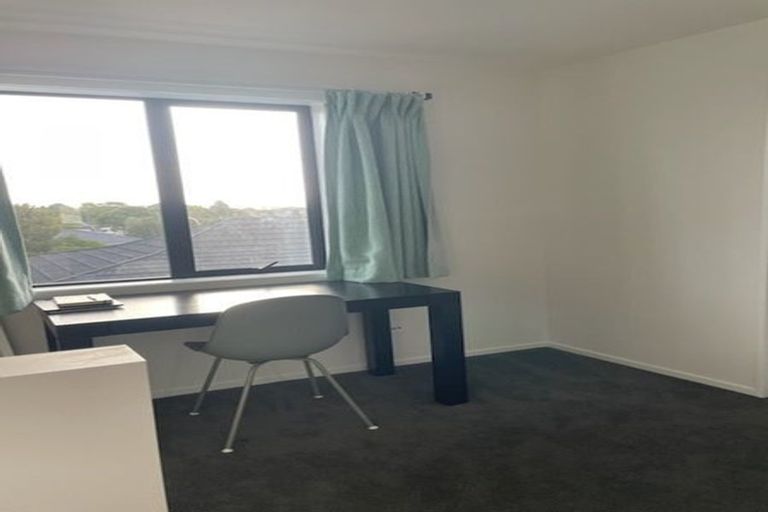 Photo of property in 39b Exminster Street, Blockhouse Bay, Auckland, 0600