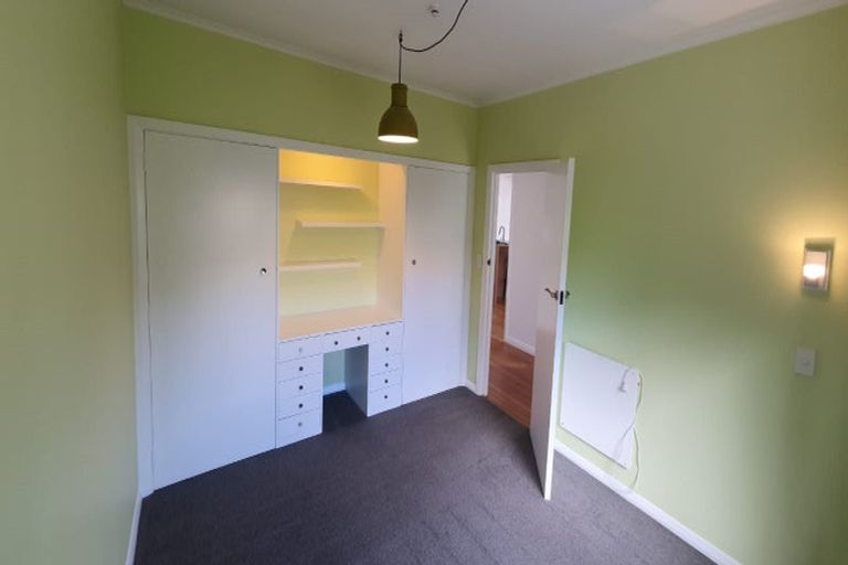 Photo of property in 51 Ngataringa Road, Devonport, Auckland, 0624