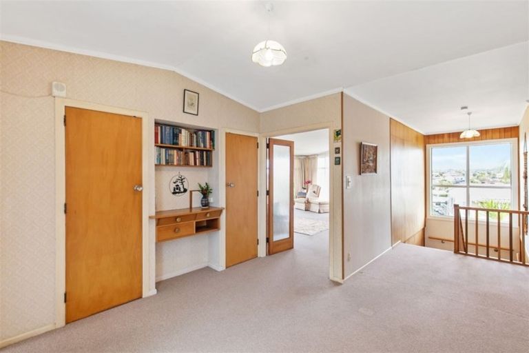 Photo of property in 39 Cliff Road, Torbay, Auckland, 0630