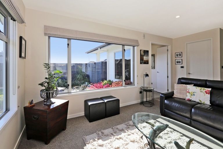 Photo of property in 39 Kapiti Drive, Poraiti, Napier, 4112