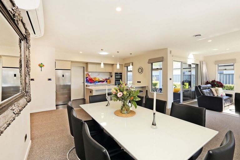 Photo of property in 39 Kapiti Drive, Poraiti, Napier, 4112