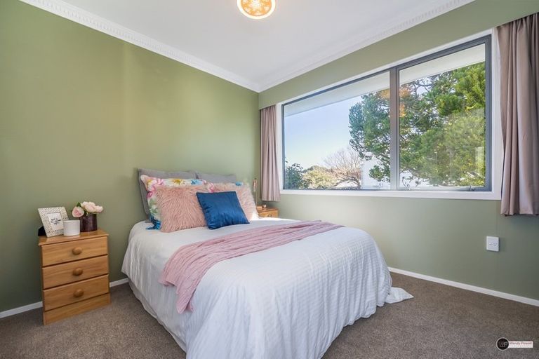 Photo of property in 118a Woburn Road, Woburn, Lower Hutt, 5010