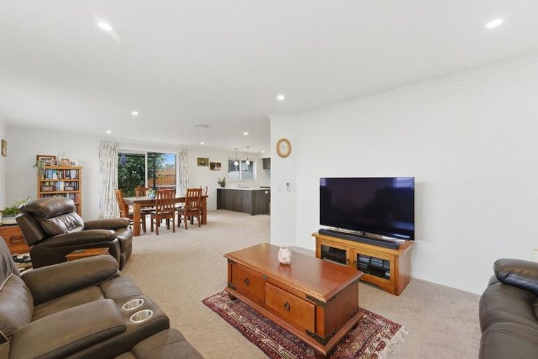 Photo of property in 9a Wicksteed Street, Vogeltown, New Plymouth, 4310