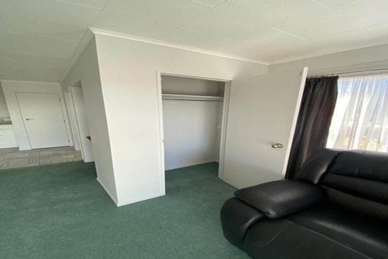 Photo of property in 39 Fairway Avenue, Red Beach, 0932