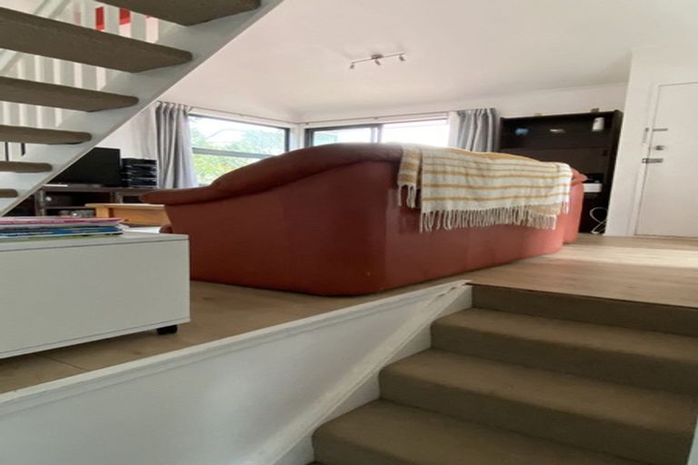 Photo of property in 2/28 Marina Road, Torbay, Auckland, 0630