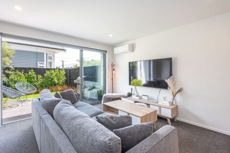 Photo of property in 2/20 Hume Street, Sydenham, Christchurch, 8023