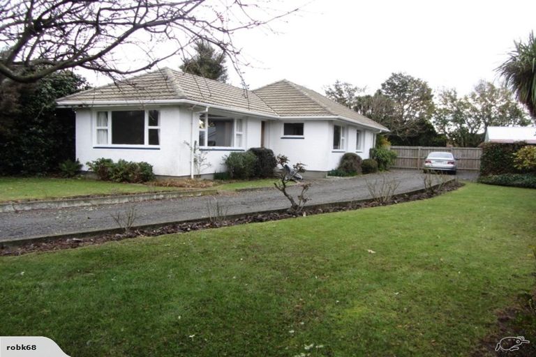 Photo of property in 209 Grahams Road, Burnside, Christchurch, 8053