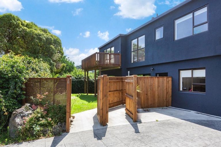 Photo of property in 3 Oak Avenue, Paremata, Porirua, 5024