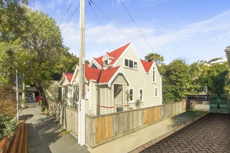 Photo of property in 109 Aro Street, Aro Valley, Wellington, 6021