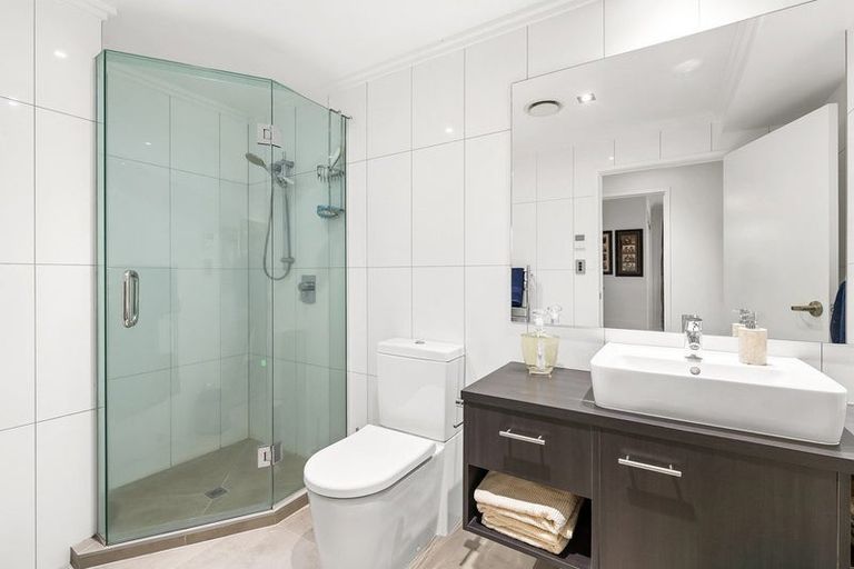 Photo of property in 3/104 Harbour Drive, Otumoetai, Tauranga, 3110