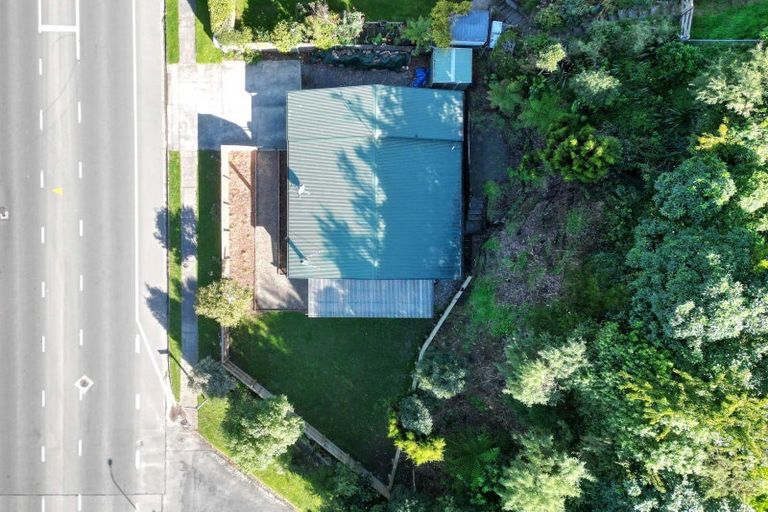 Photo of property in 45 Wairau Road, Picton, 7220