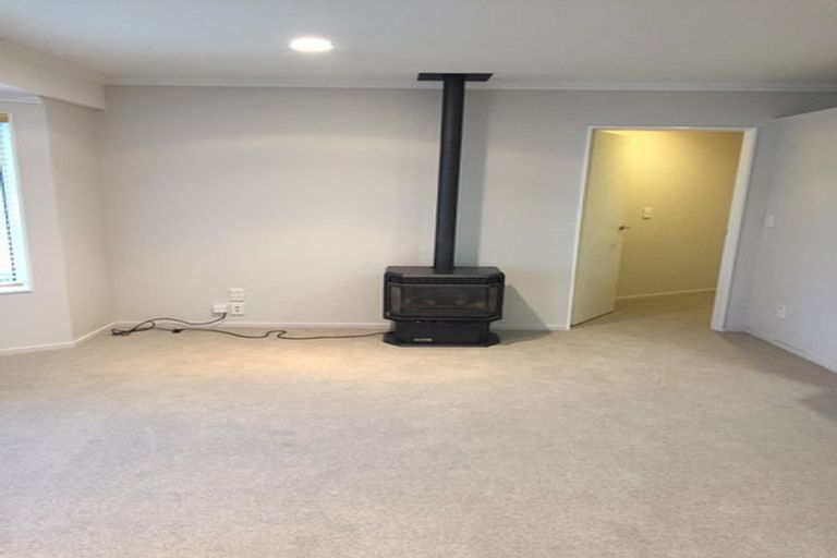 Photo of property in 122 Raumati Road, Raumati Beach, Paraparaumu, 5032