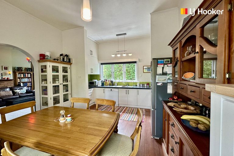 Photo of property in 24 Mataora Road, Kenmure, Dunedin, 9011