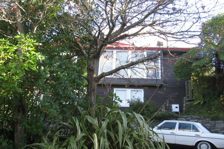 Photo of property in 16 Chisbury Lane, Churton Park, Wellington, 6037