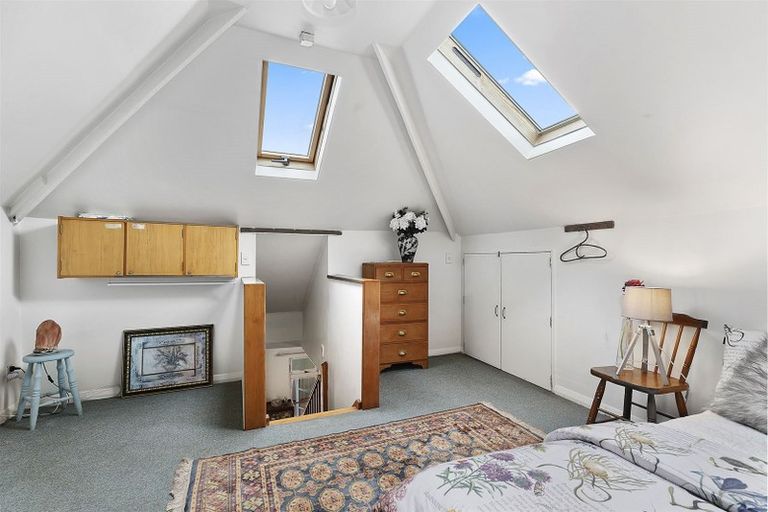 Photo of property in 108 Main Road, Tawa, Wellington, 5028