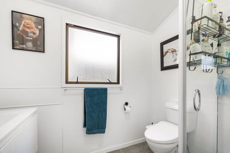 Photo of property in 21 Charles Street, Te Kamo, Whangarei, 0112