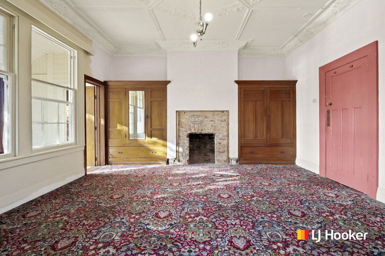 Photo of property in 34 Elm Row, Dunedin Central, Dunedin, 9016