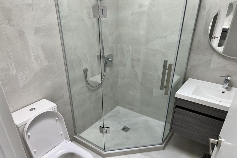 Photo of property in 355b Beach Road, Campbells Bay, Auckland, 0630