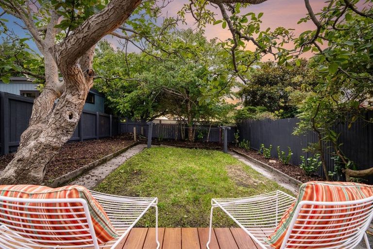 Photo of property in 48 Hall Street, Newtown, Wellington, 6021