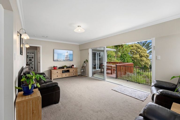 Photo of property in 10 Matenga Street, Waikanae, 5036