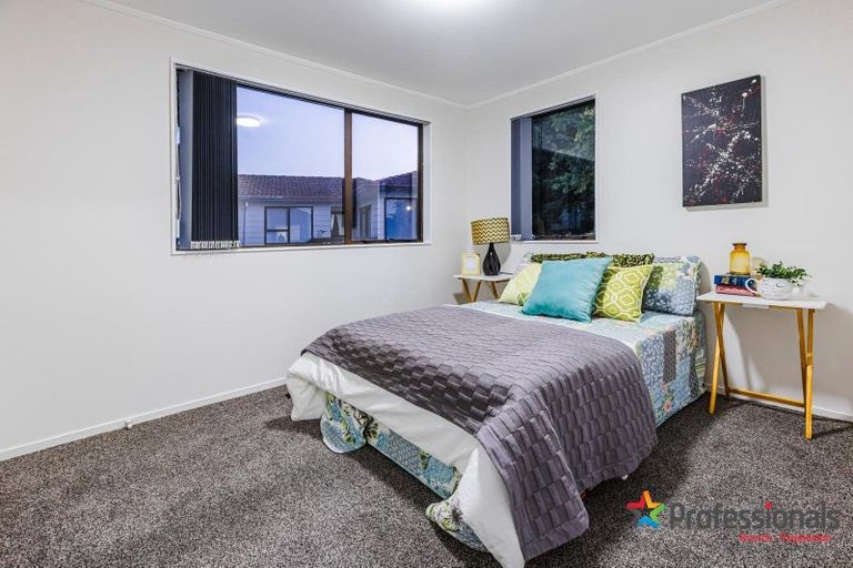 Photo of property in 1/1 Ebenezer Way, Clendon Park, Auckland, 2103