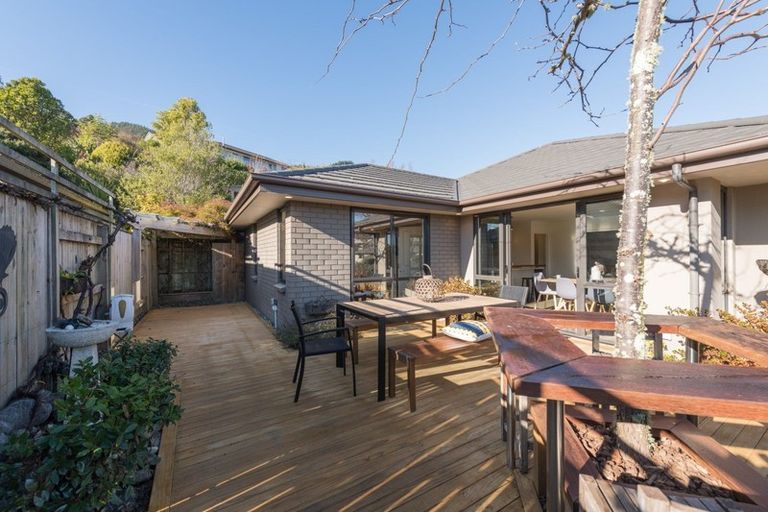 Photo of property in 16 Frenchay Drive, Atawhai, Nelson, 7010