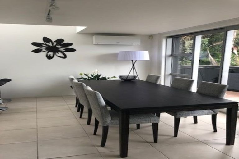 Photo of property in 8b Marama Street, Castor Bay, Auckland, 0620