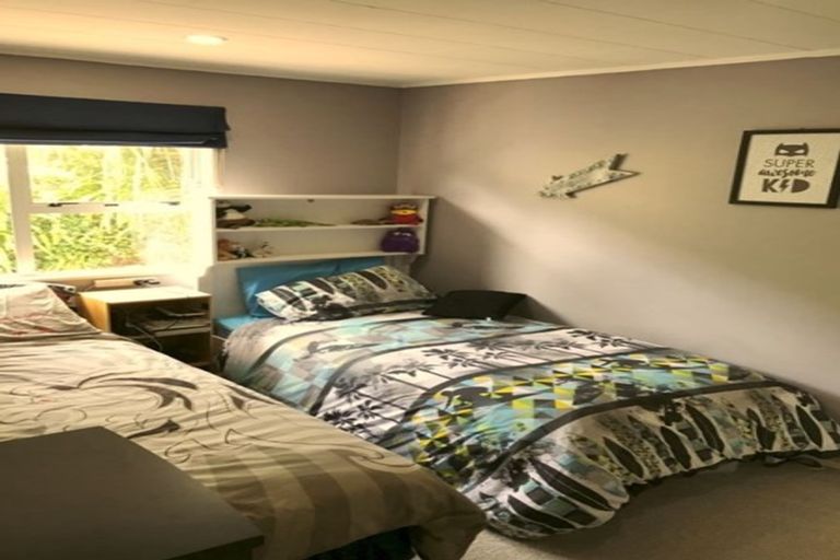 Photo of property in 3 Ayton Drive, Whitby, Porirua, 5024