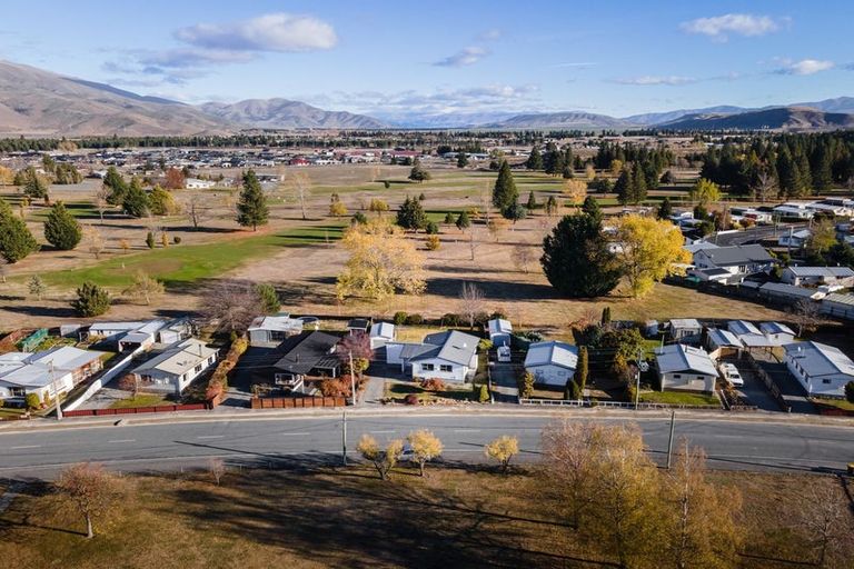 Photo of property in 308 Mackenzie Drive, Twizel, 7901