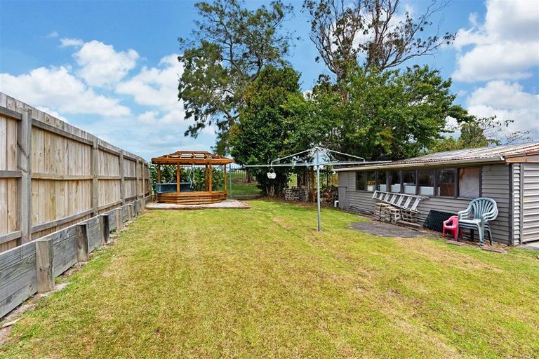 Photo of property in 20 Nile Road, Kelston, Auckland, 0602