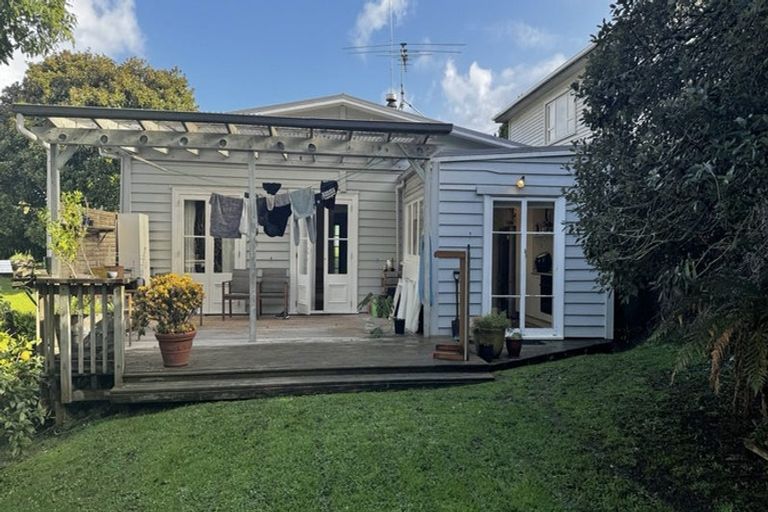 Photo of property in 37 Turakina Street, Grey Lynn, Auckland, 1021