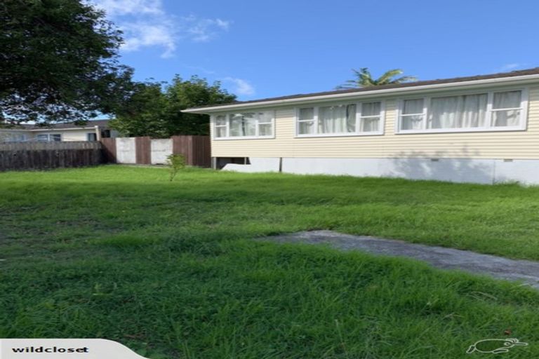Photo of property in 94 Te Atatu Road, Te Atatu South, Auckland, 0610