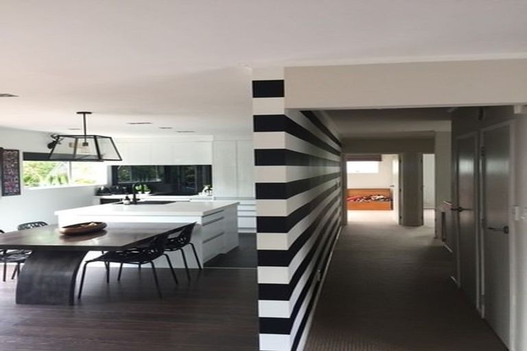 Photo of property in 37 Stapleford Crescent, Browns Bay, Auckland, 0630