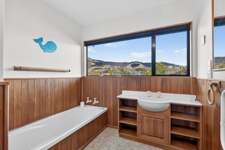 Photo of property in 18 Leach Place, Enner Glynn, Nelson, 7011