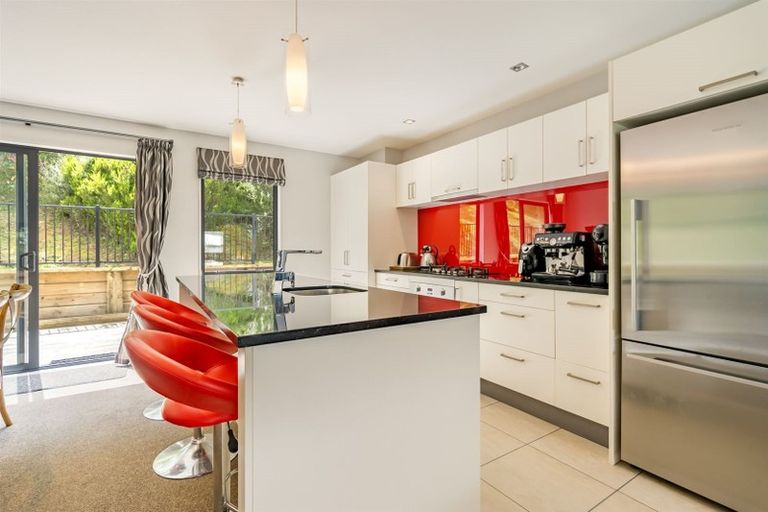 Photo of property in 8 Flotilla Place, Whitby, Porirua, 5024